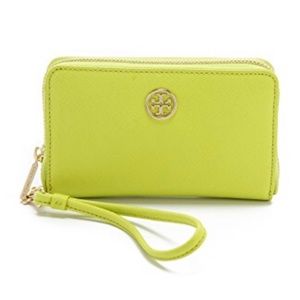 [NWT] Tory Burch Robinson wristlet